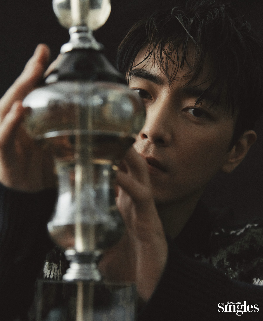 배우 이준혁 싱글즈 화보, 이준혁, 싱글즈 이준혁, 서동재, 좋거나 나쁜 동재, 이준혁 동재, 서동재, 비밀의 숲, 비밀의 숲2, 비숲